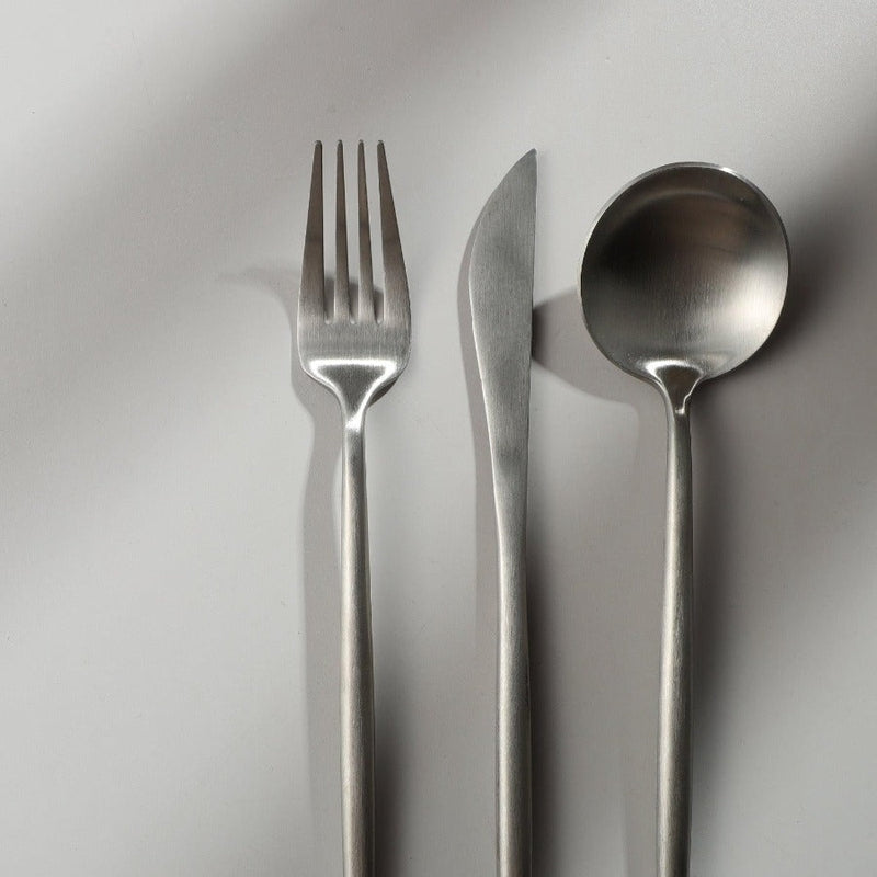 Elegant bestickset i rostfritt stål – Gulddesign | 24 eller 48 delar