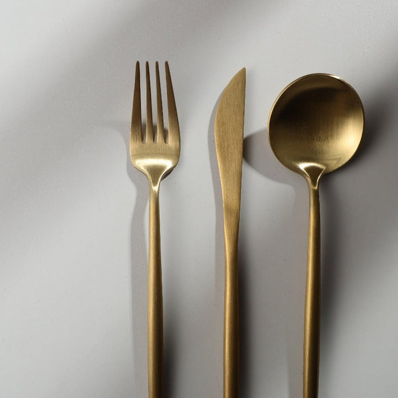 Elegant bestickset i rostfritt stål – Gulddesign | 24 eller 48 delar