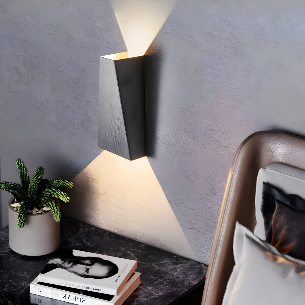 Elegant LED-vägglampa – minimalistisk design med upp- och nedljus