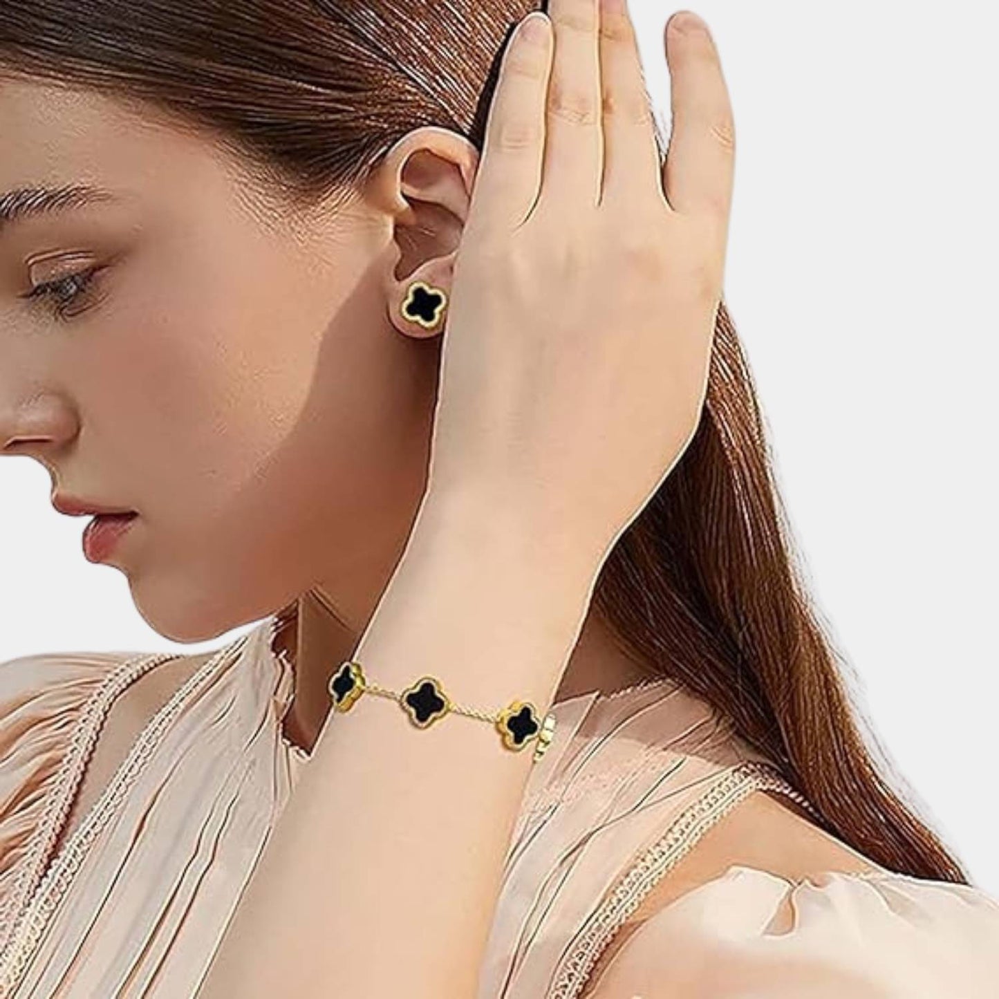 Smykkesæt med halskæde, armbånd og øreringe i luksusdesign