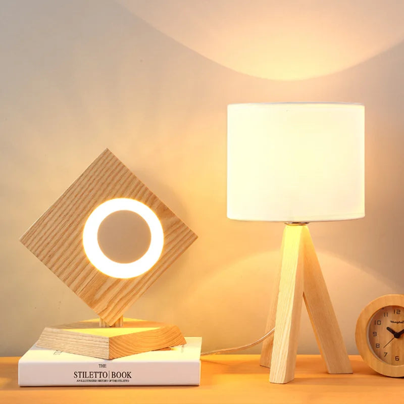 Moderne Bordlampe i Træ - Naturlig Elegance til Dit Hjem