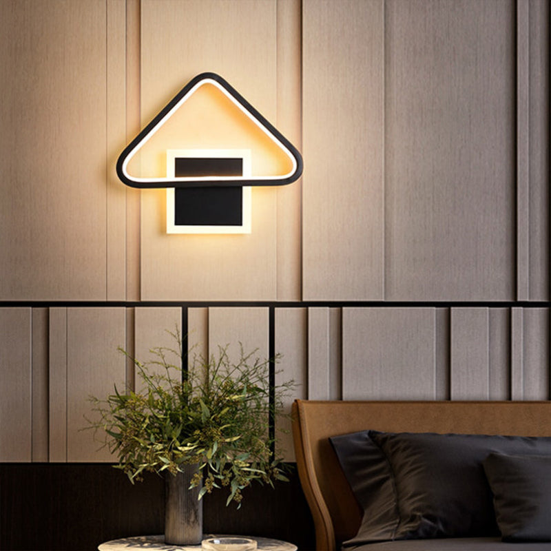 Elegant Geometrisk LED-vägglampa med gyllene finish