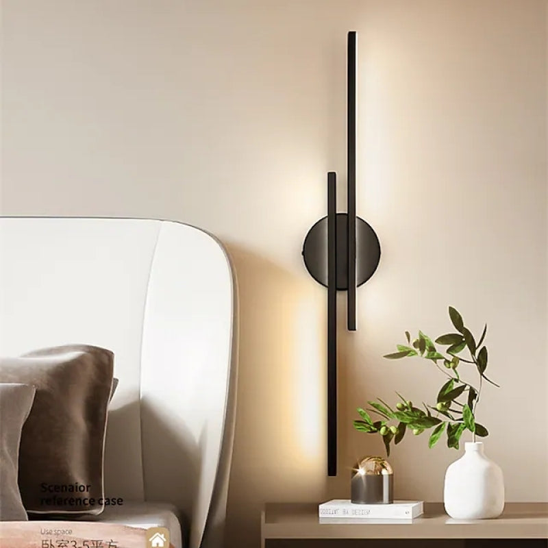 Stilren LED-væglampe med moderne dobbeltlinjedesign