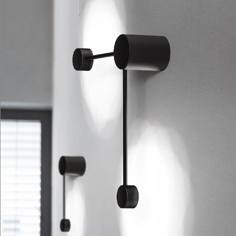 Stilren LED-vägglampa med dimbart ljus för moderna hem