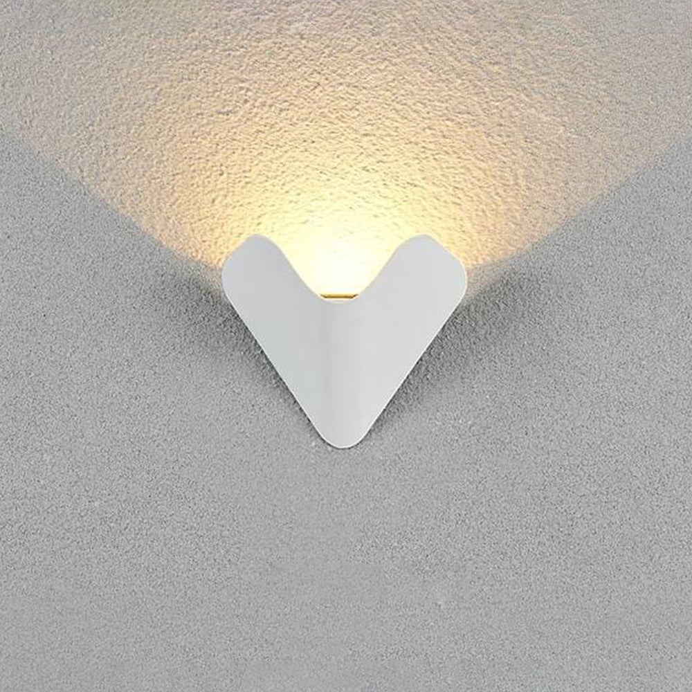 Snygg V-formad LED-vägglampa för inom- och utomhusbruk