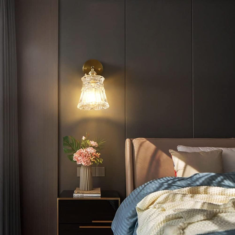 Elegant LED-vägglampa i klart glas för stämningsfull belysning