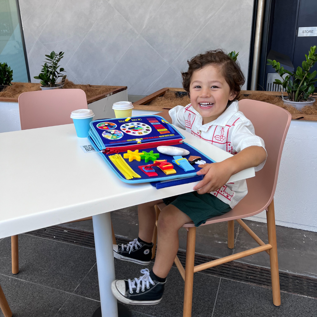 Montessori Aktivitetsbræt til Småbørn – Læring Uden Skærme