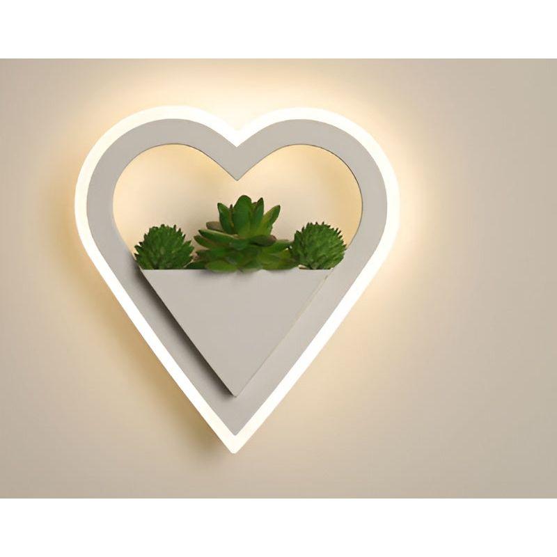 Nordisk vägglampa med konstnärlig design och energibesparing