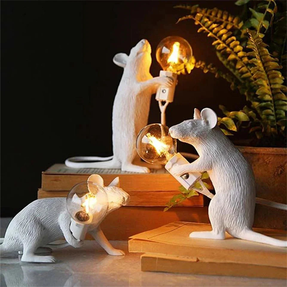 Charmerende Musebordlampe – Skab Hygge med Stil