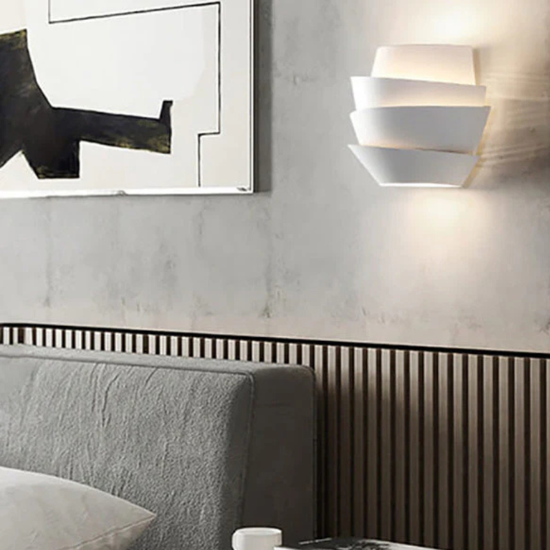 Nordisk Vägglampa med Dubbelt Ljus för Stilfull Mysighet