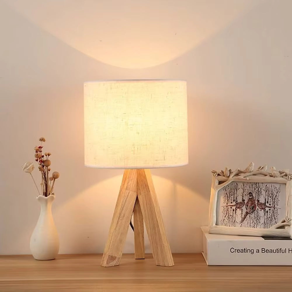 Elegant Bordlampe i Træ – Nordisk Minimalisme & Hygge