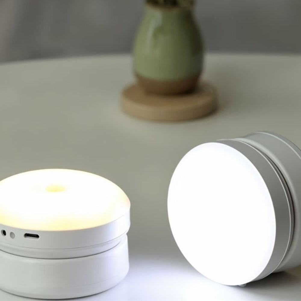 Energisnål LED-vägglampa med rörelsesensor