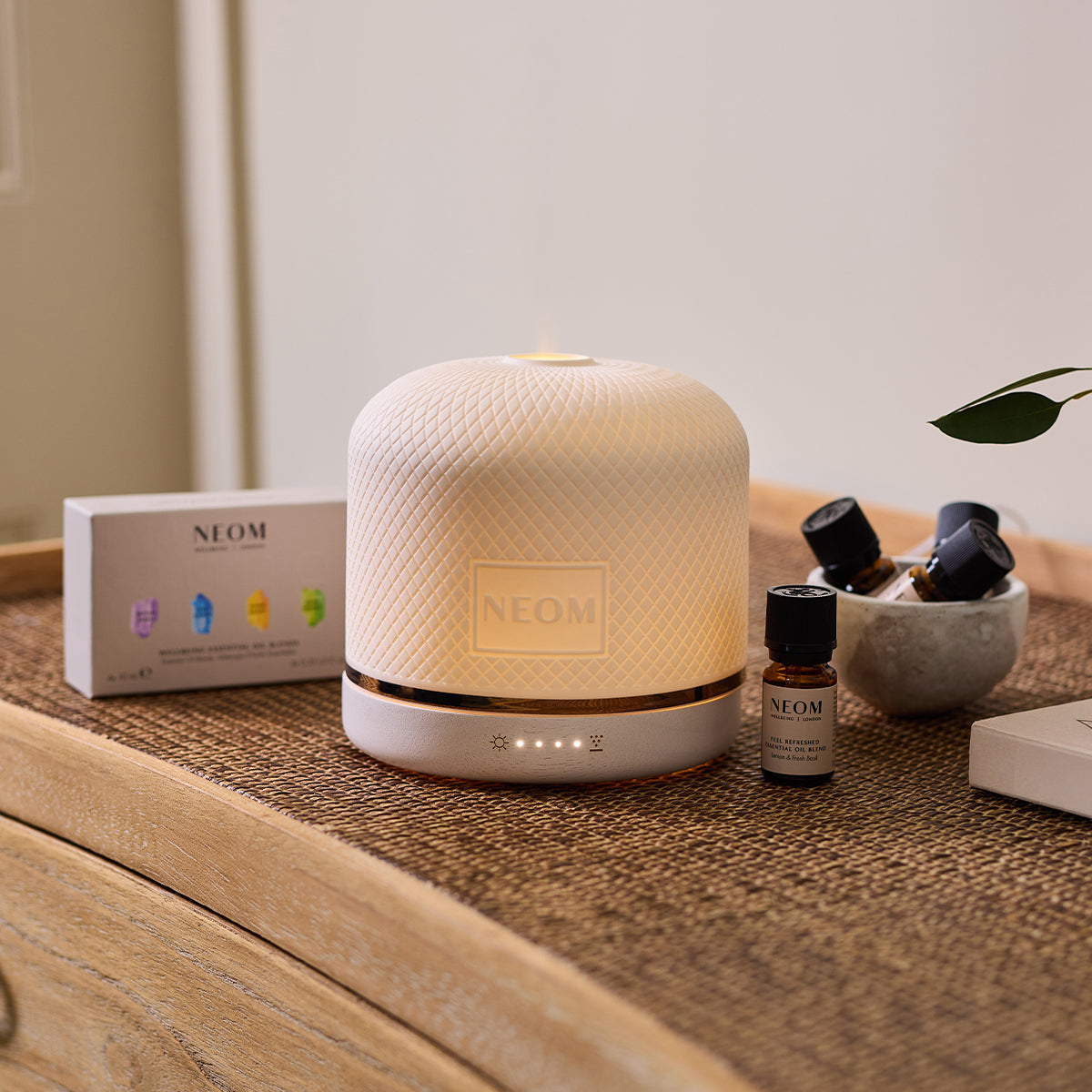 Aromadiffuser til store rum med fjernbetjening og 12 timers duft