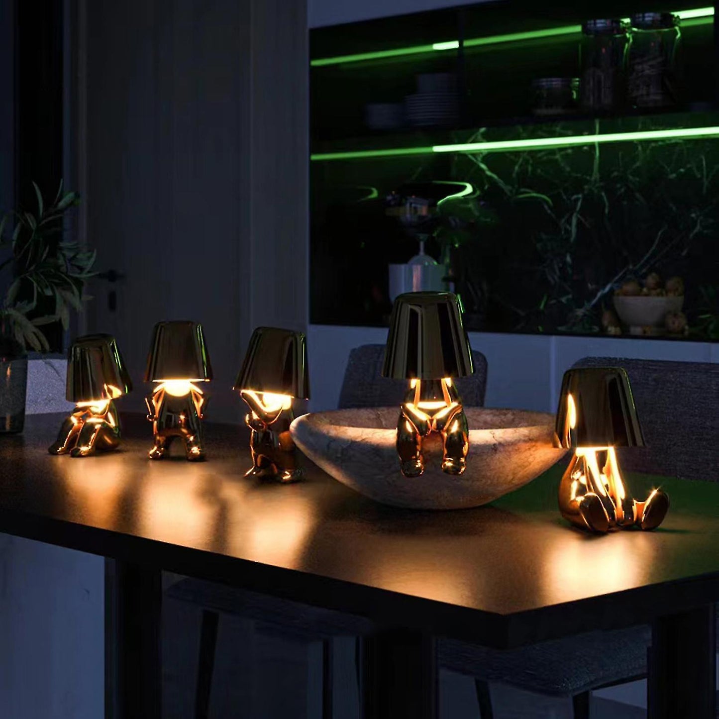 Legende belysning med dimbar funktion og kunstnerisk design