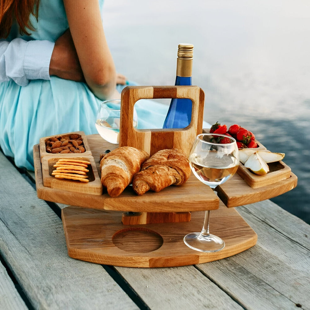 Bärbart Picknickbord i Trä med Vinställ - Stilfull Utomhusnjutning
