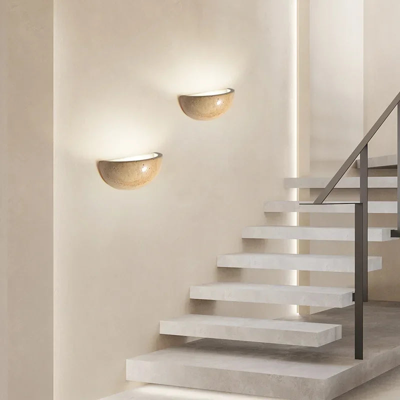 Elegant vägglampa i stenlook | Energieffektiv LED-belysning