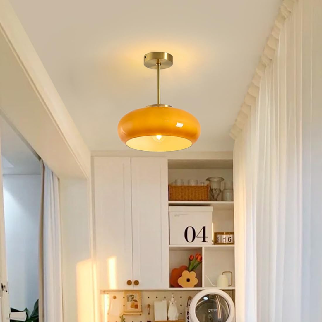 Vintage Rund Loftlampe i Glas - Tidløs Elegance & Belysning