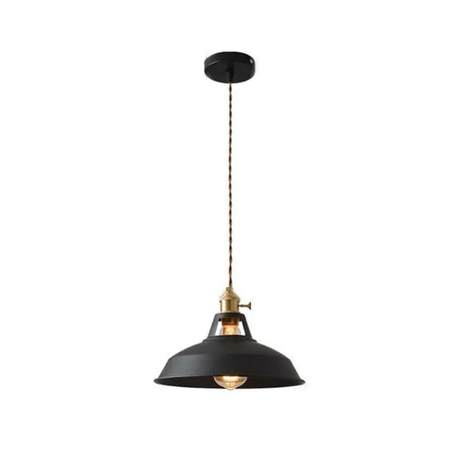 Stilren pendel i retrodesign – Perfekt för matbordet