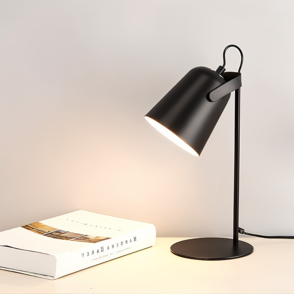 Justerbar LED Bordslampa med Vridbar Design och Ögonvänligt Ljus