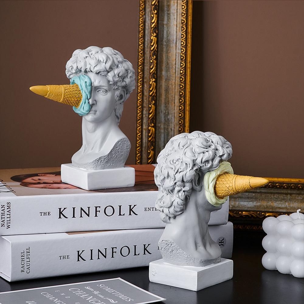David-figur med isdekoration till hemmet skulptur
