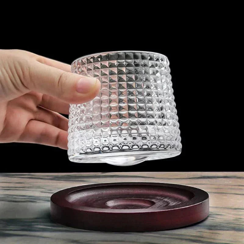 Elegant whiskyglas med snurrfunktion i Japan-stil