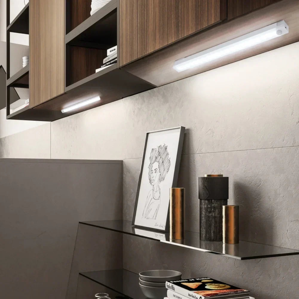 Trådlös LED-lampa med rörelsesensor - SmartGlow