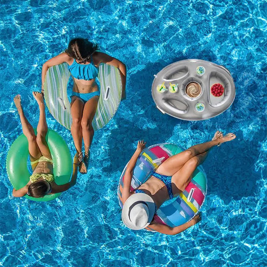 Opdriveligt bord til poolen – Perfekt til drinks og snacks