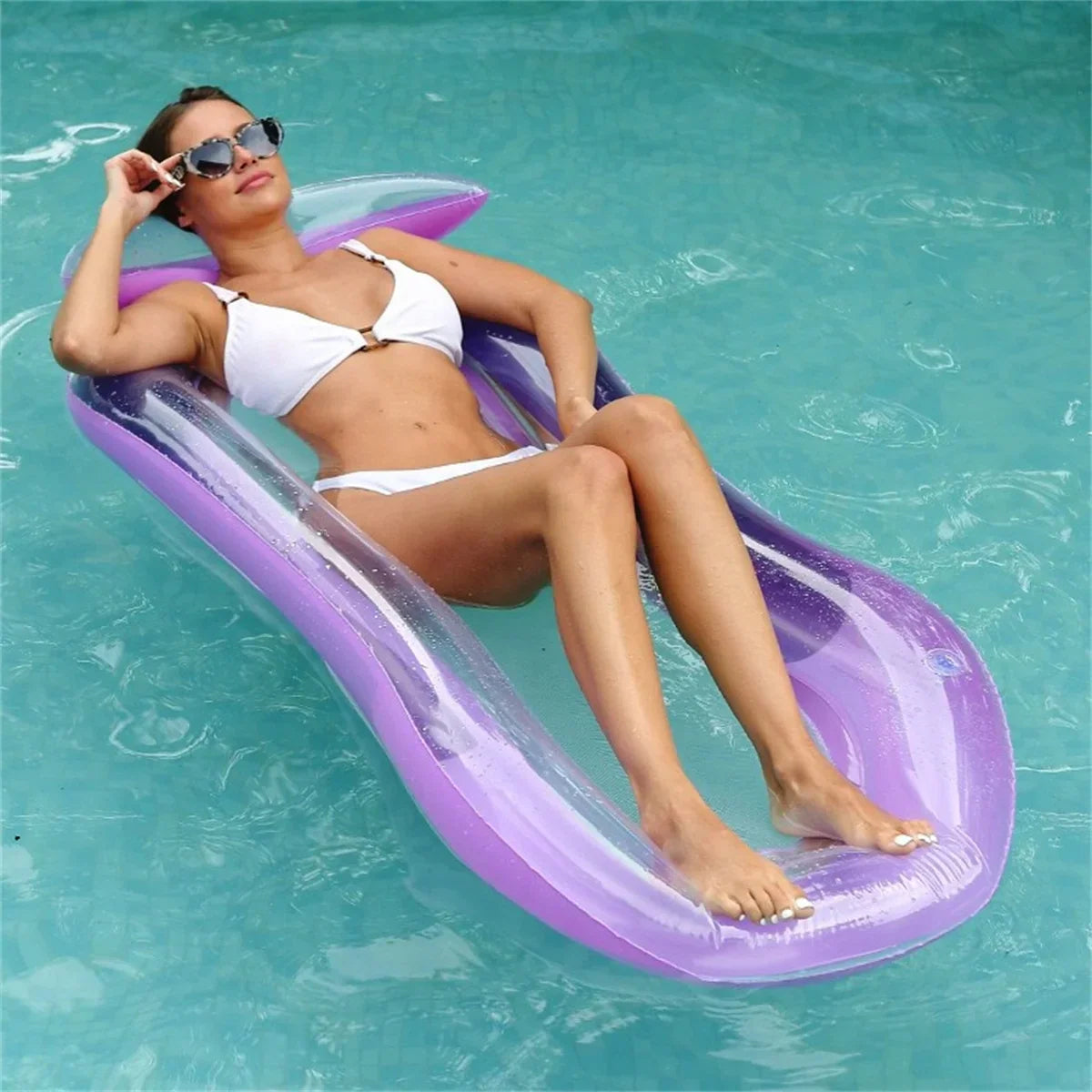 Lyxig uppblåsbar soffa med högt huvudstöd - perfekt för pool och strand
