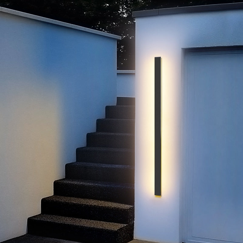 Elegant utomhusvägglampa i aluminium - Modernt LED-ljus