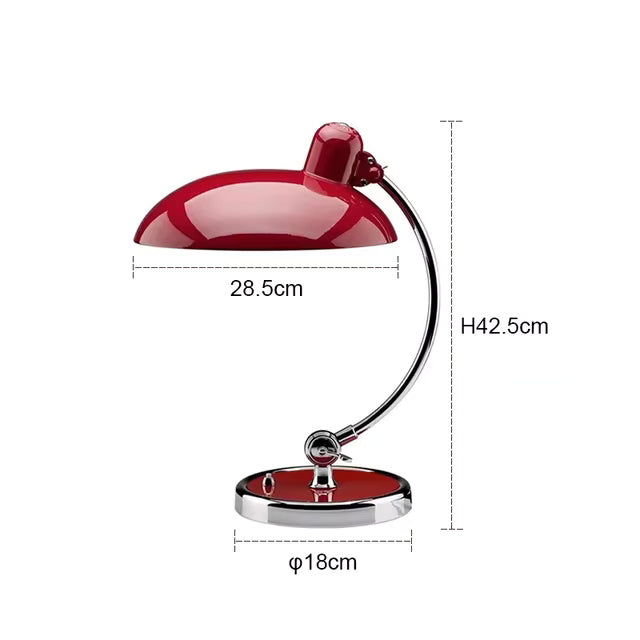 Elegant bordslampa i järn med skandinavisk design och funktionalitet