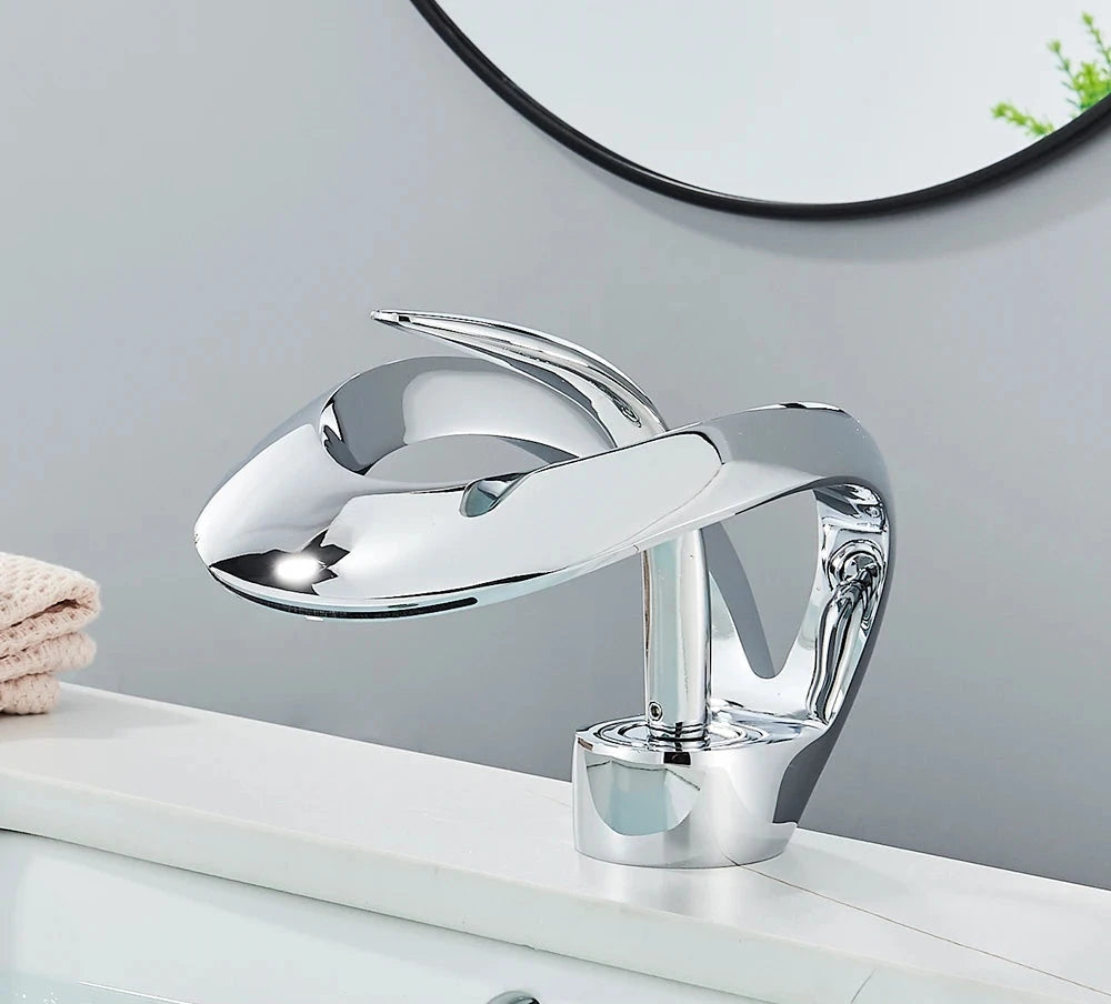 Elegant vattenkran för badrum - AquaVista