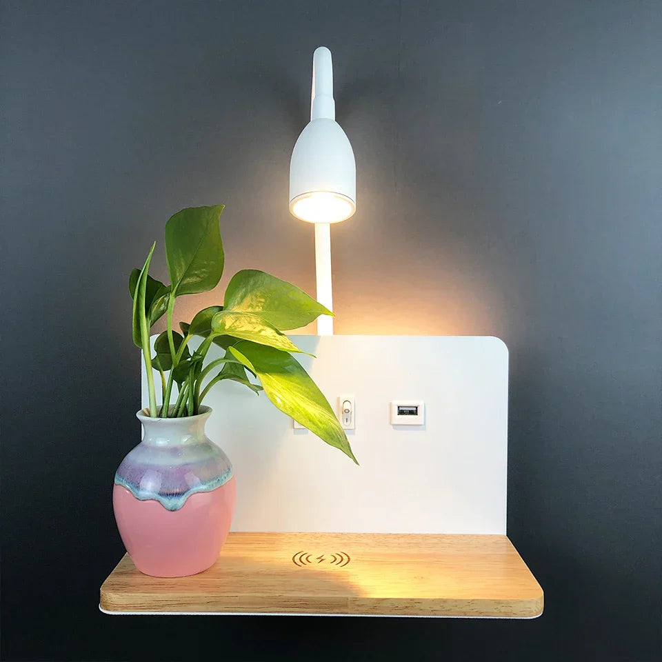 LED Væglampe med USB & Trådløs Opladning – Fleksibel Belysning