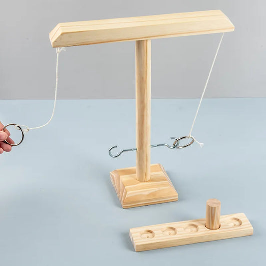 Wurfspiel mit Holzringen