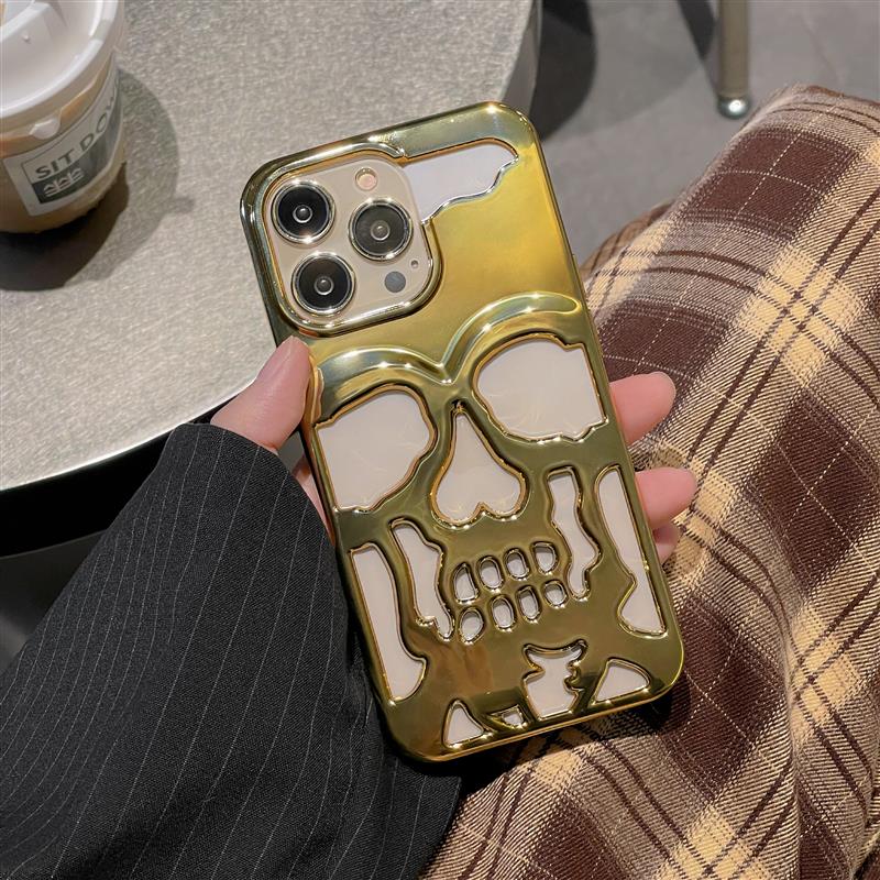 Smartphone Cover med Gotisk Skull Design i Midnattsfarve