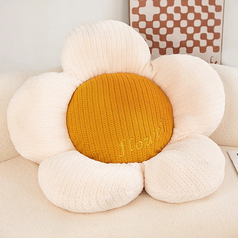 Fluffy Daisy Pude - Blød og Komfortabel Pude