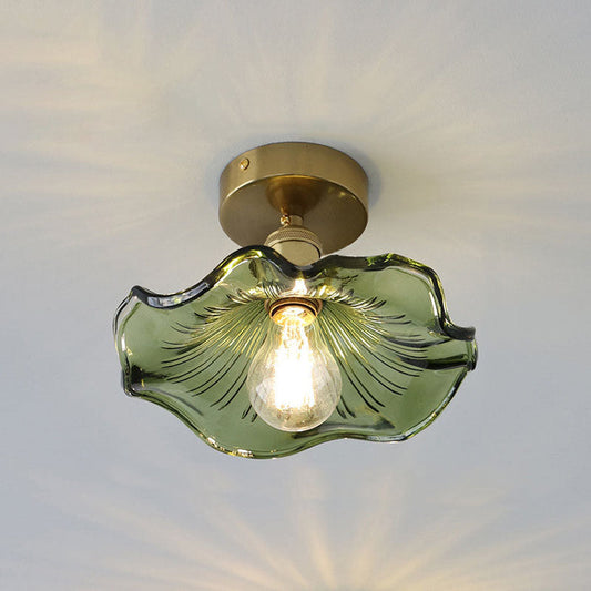 Elegant glasplafond i hibiskusform – Lys op dit hjem med stil