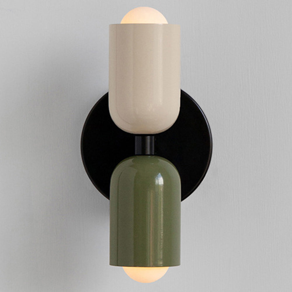 Elegant vintage vägglampa med dubbla ljus till det moderna hemmet