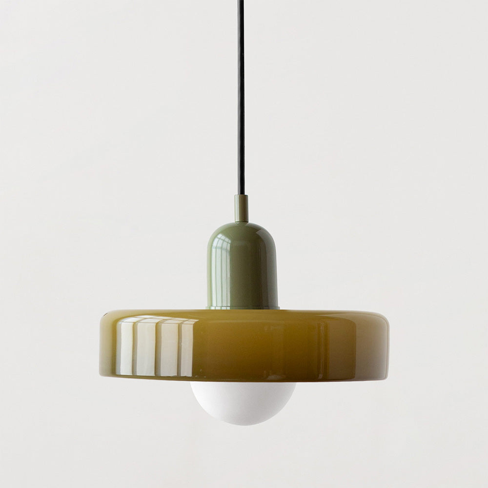 Pendellampa i färgat glas från Bauhaus