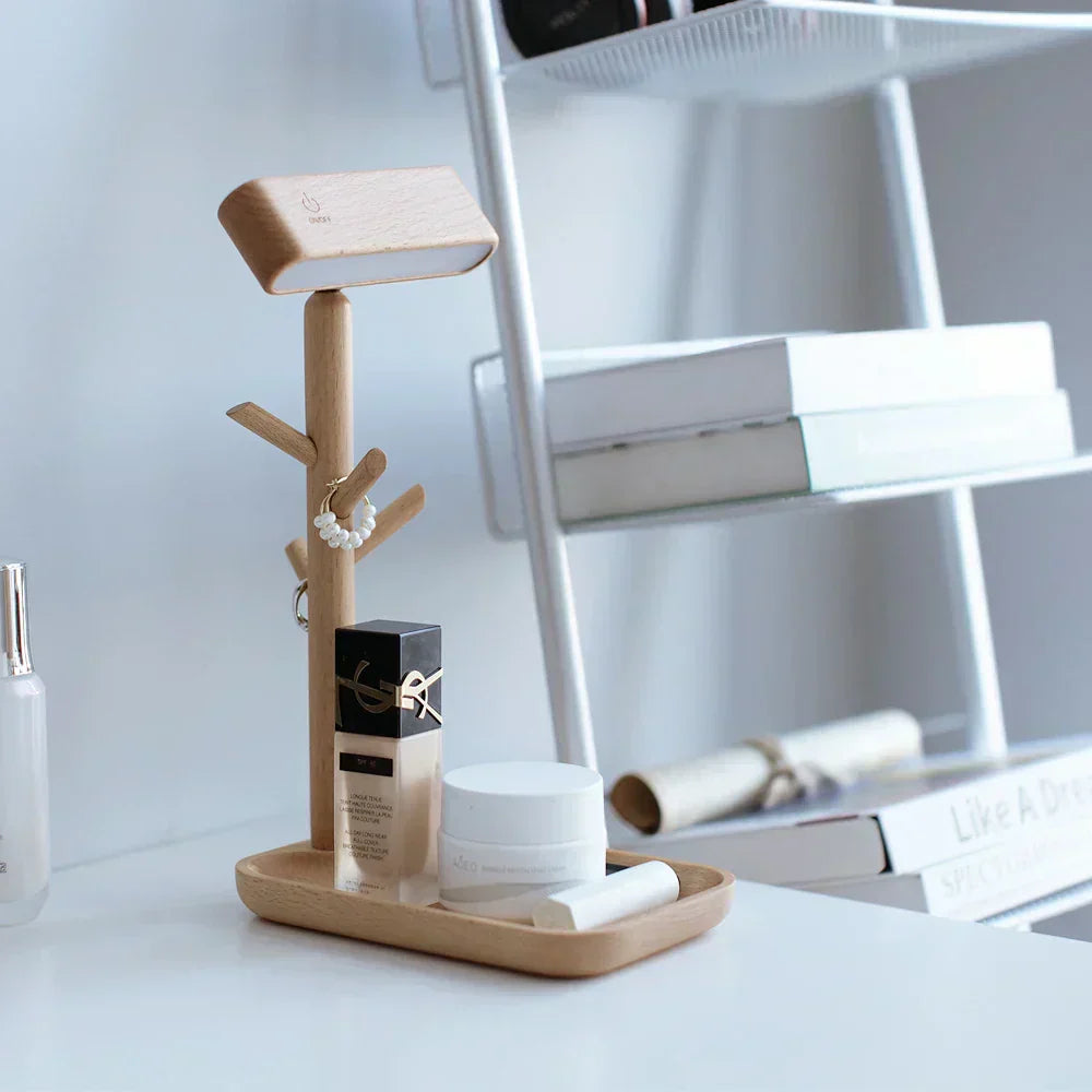 Elegant dæmpbar bordlampe med opbevaringsplads