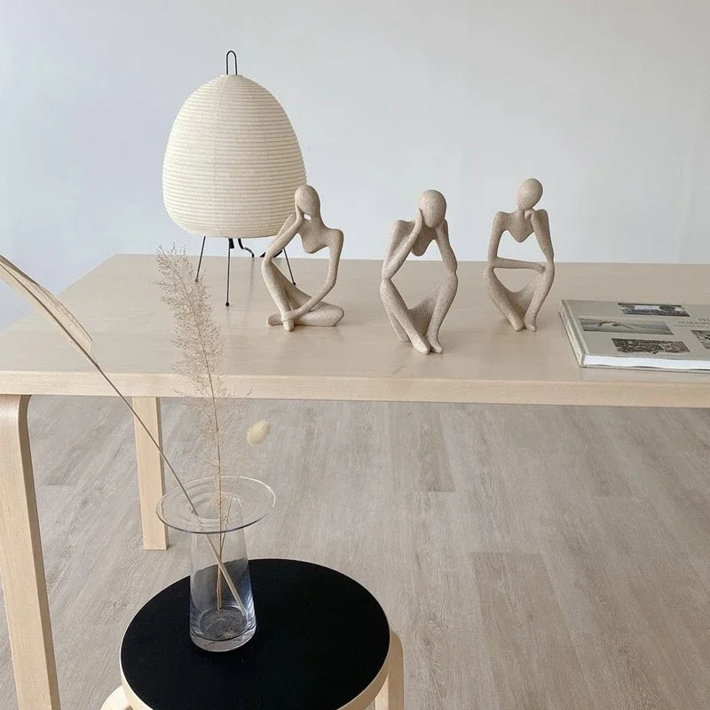 Minimalistisk dekoration med abstrakt design