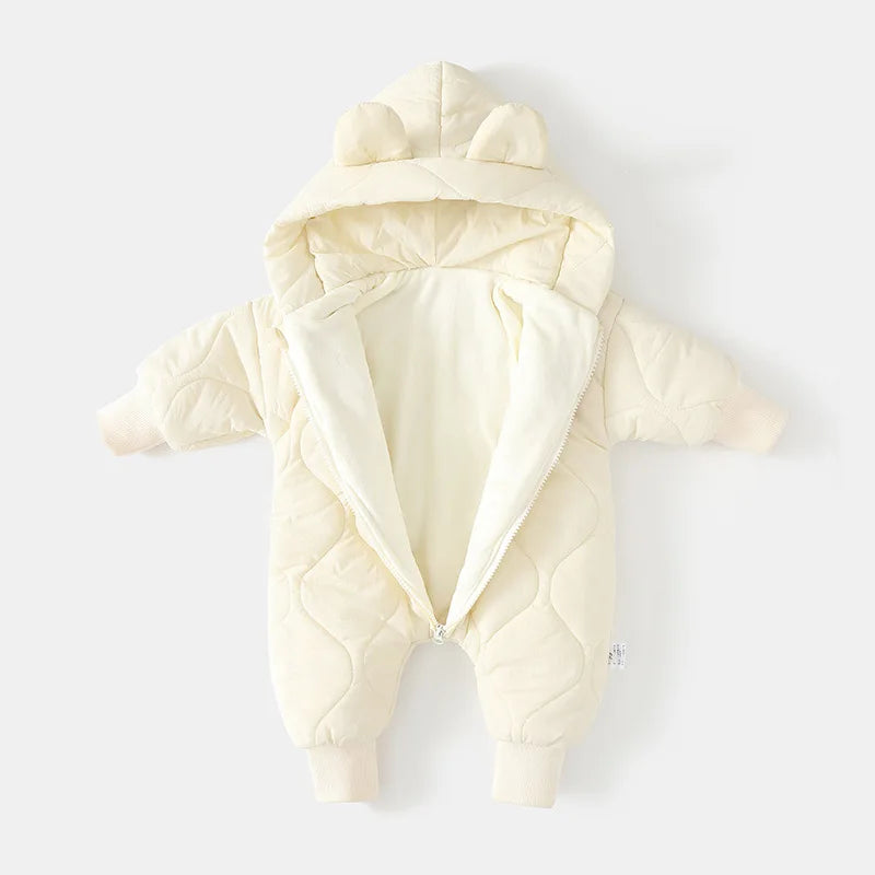 Söt vinteroverall till baby med huva och björnmotiv – mjuk och varm