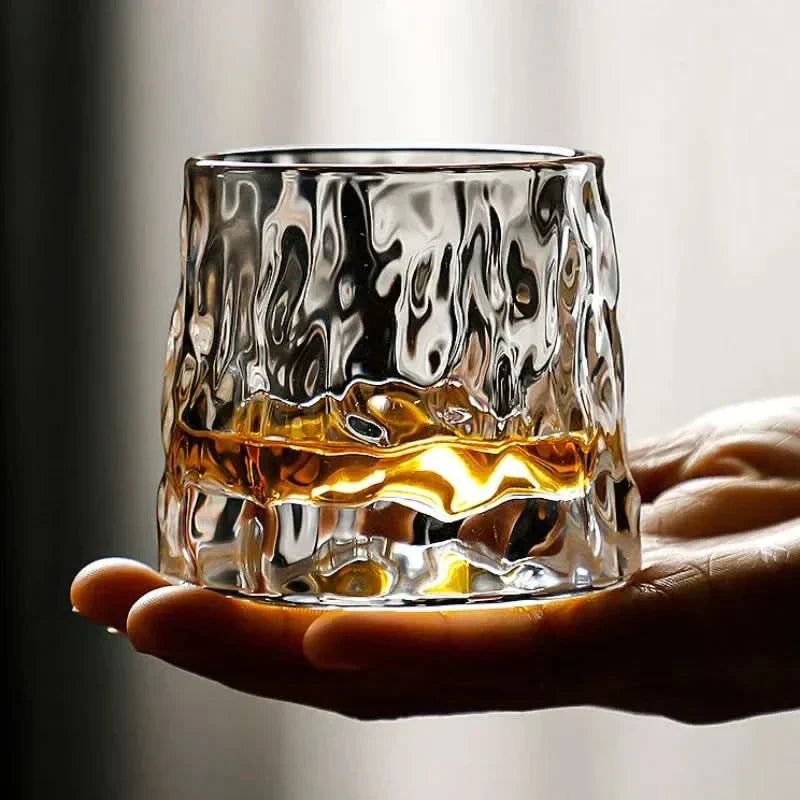 Elegant whiskyglas med snurrfunktion i Japan-stil