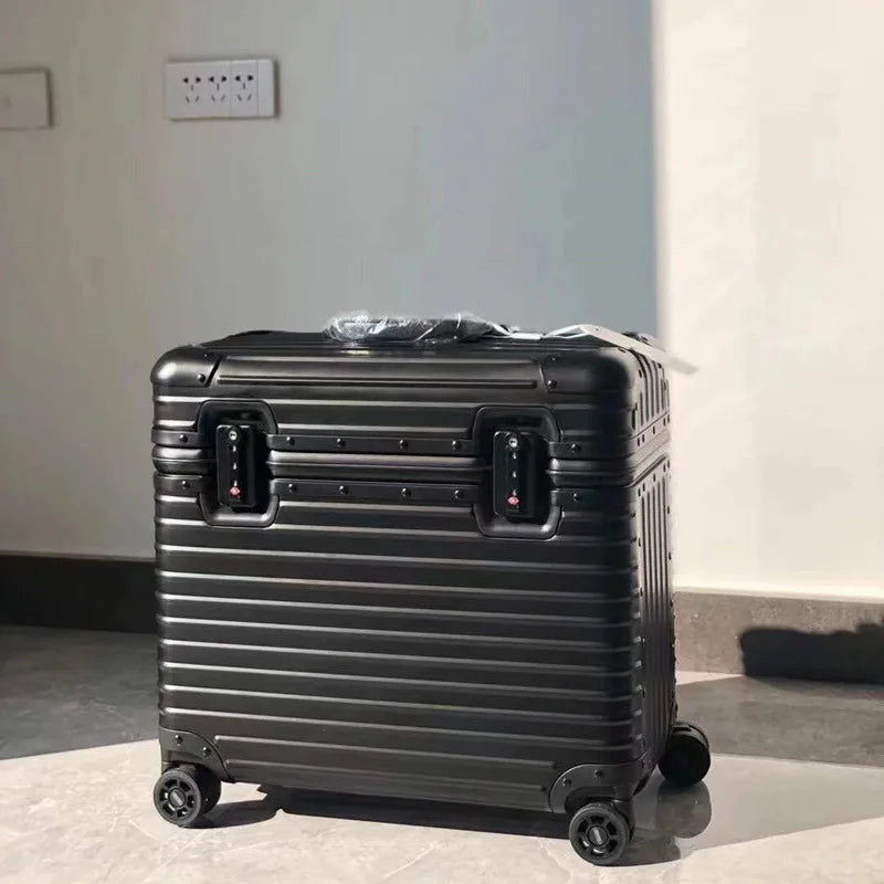 Elegant resväska i aluminium-magnesium – Rivea