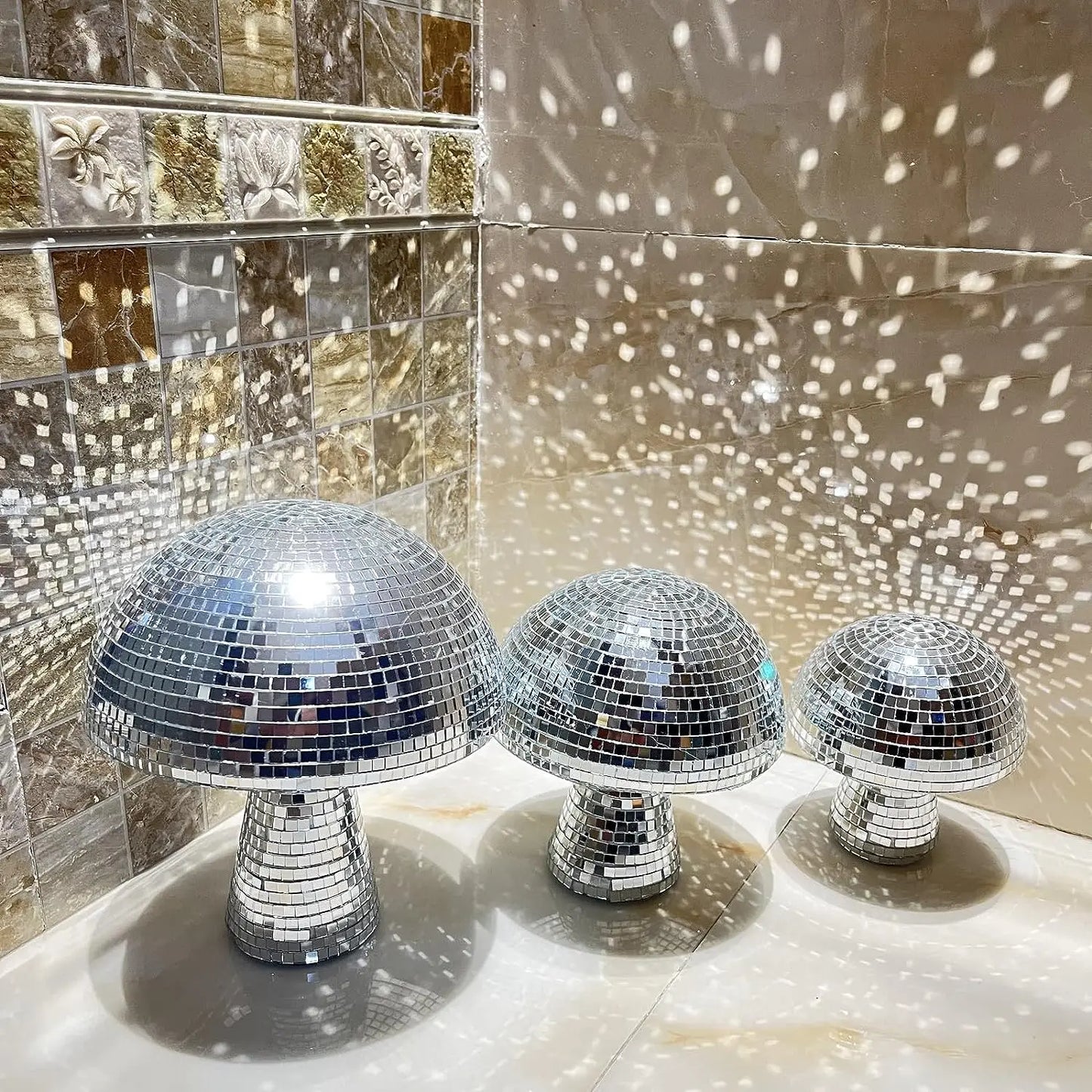 GlowSphere svamp discokula | Lyxig bordsdekoration med spegeleffekt