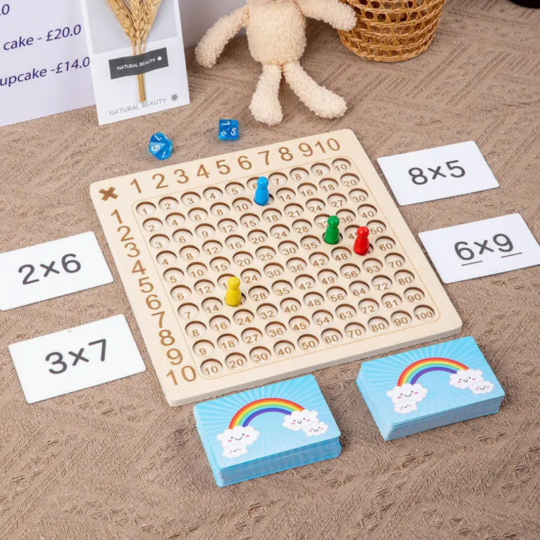 Multiplikationsspel i trä för barn med lärandekort