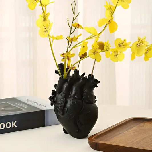 Hjärtformad Vas med Grekisk Inspiration – Amara