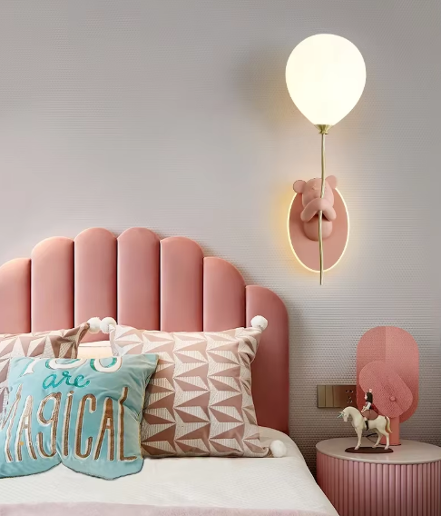 Unik Ballon Væglampe – Skab Hygge i Dit Hjem