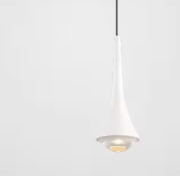 Stilren LED-pendel: Energieffektiv belysning och elegant design