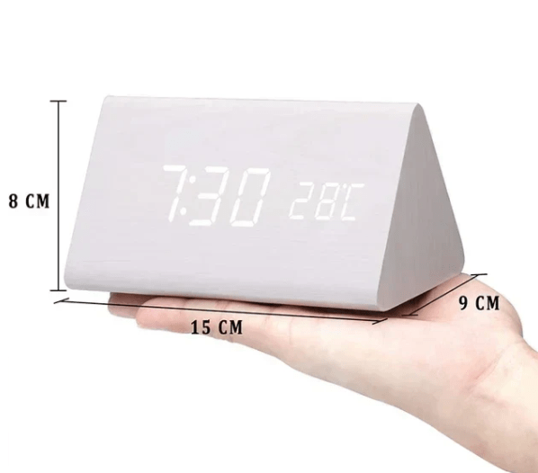 SmartTræ LED Ur – Stemmestyring og Elegant Design til Hjemmet