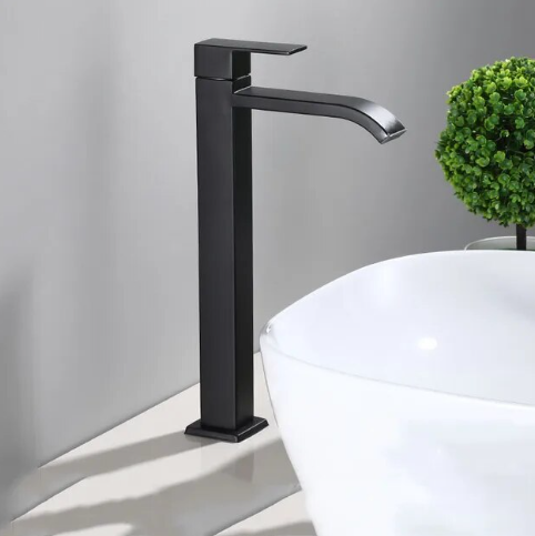 Elegant Mat Sort Vandhane med Enkel Greb og Moderne Design